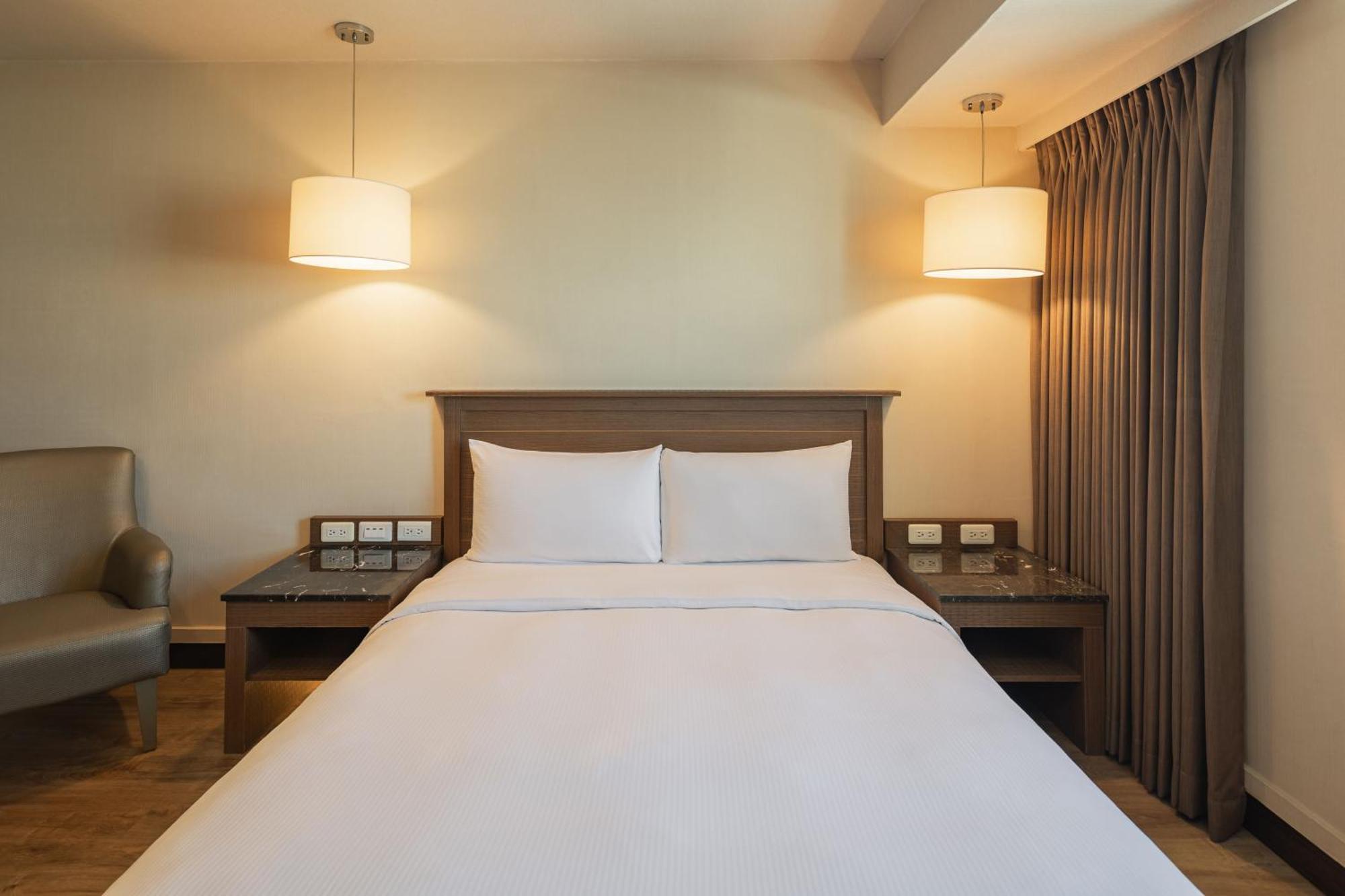 Kindness Hotel - Jüanlin Szoba fotó